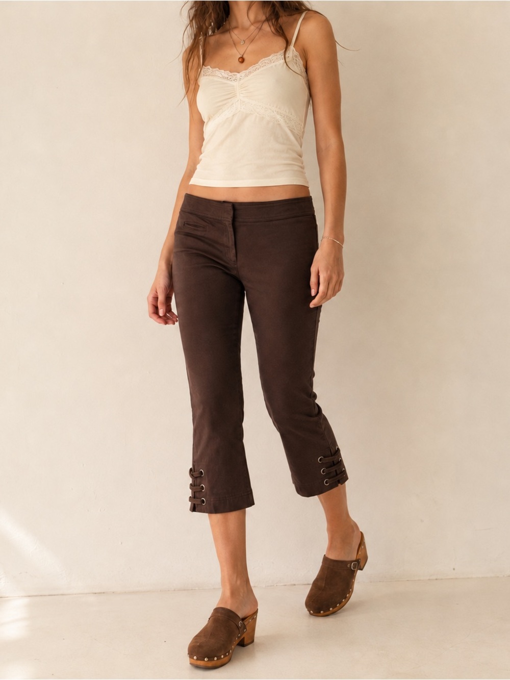 Caché Y2K Brown Boho Lace-Up Grommet Cropped Capri Pants Size 4